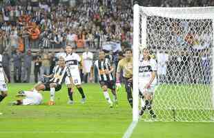 Olimpia-PAR - Em 2013, o Atltico enfrentou o Olimpia na final. Fora de casa, derrota por 2 a 0. No Mineiro, vitria por 2 a 0 no tempo normal e 4 a 3 na disputa por pnaltis. A ltima cobrana dos paraguaios acertou a trave. 