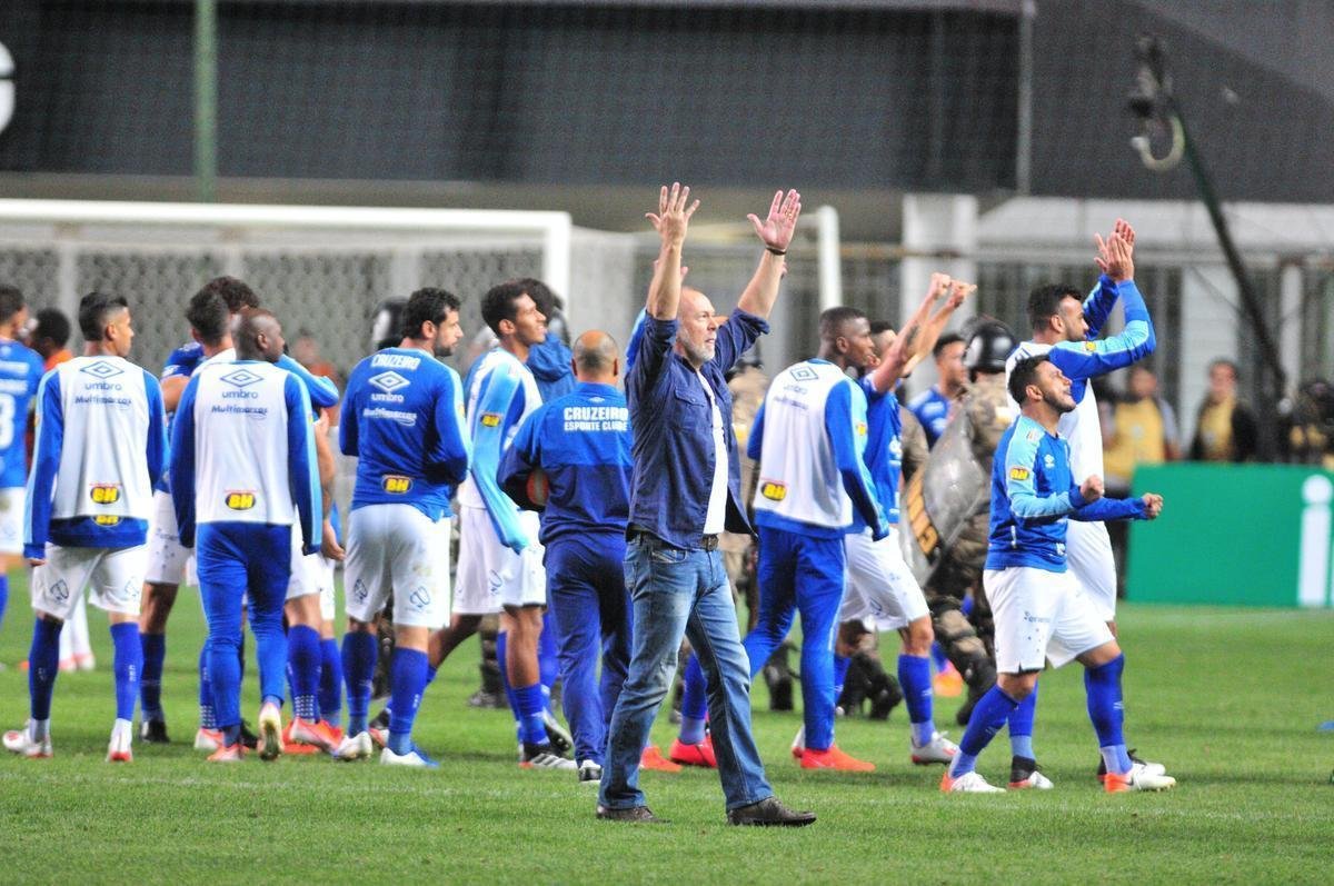 Atltico e Cruzeiro se enfrentaram pelas quartas de final da Copa do Brasil