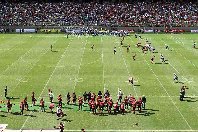 CBFA - Confederação Brasileira de Futebol Americano - É amanhã!!! O Estádio  Couto Pereira está pronto para a decisão do Brasileirão de Futebol Americano  entre Coritiba Crocodiles e Galo Futebol Americano! E