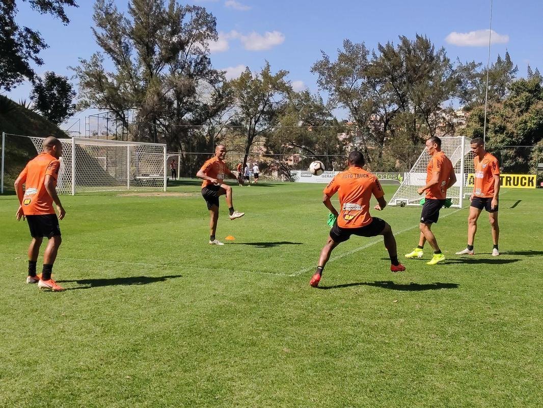 Jogadores do Atltico treinaram na manh deste domingo, em preparao para jogo contra La Equidad-COL