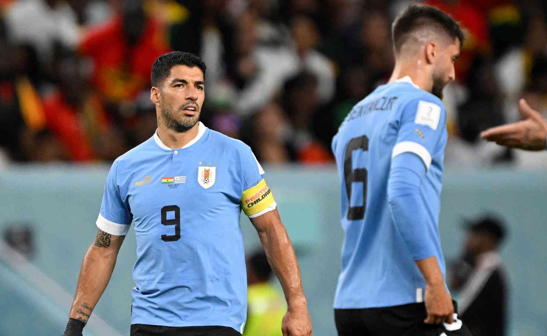 Gol de Suárez garante Uruguai nas oitavas de final da Copa do