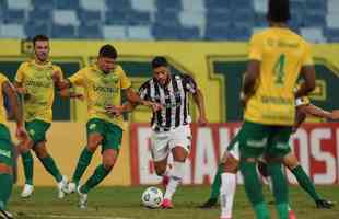 Cuiab e Atltico se enfrentaram pela nona rodada da Srie A do Campeonato Brasileiro