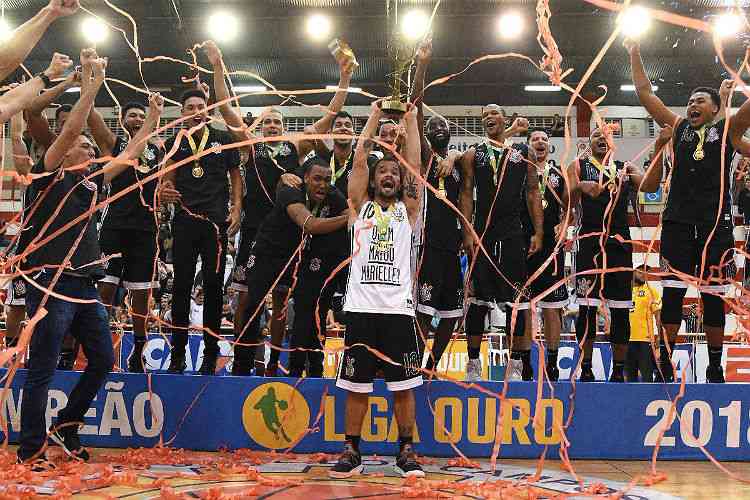 Basquete: Cruzeiro vai disputar 'divisão de acesso' do NBB - Superesportes