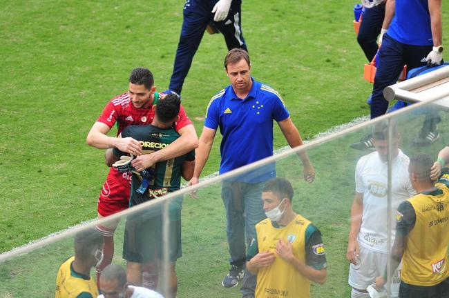 Fotos do jogo entre Amrica e Cruzeiro, pela semifinal do Mineiro