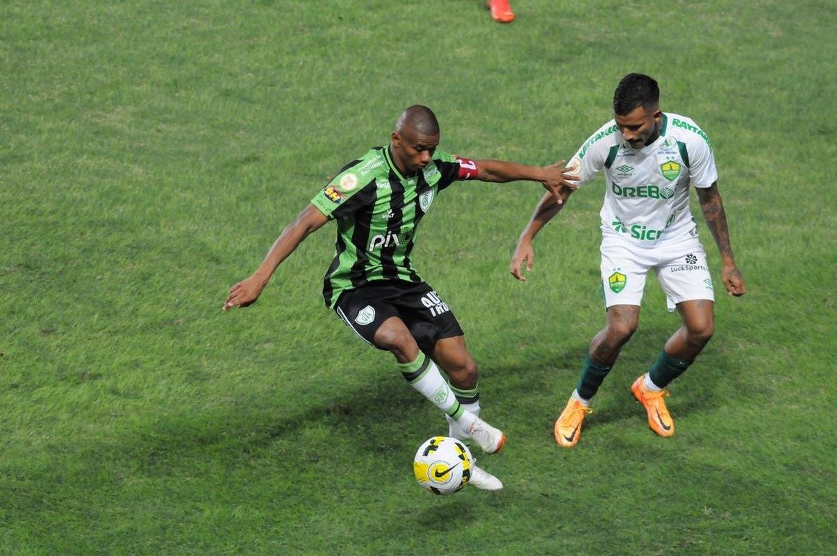 Amrica e Cuiab se enfrentaram, no Independncia, pela 9 rodada do Campeonato Brasileiro