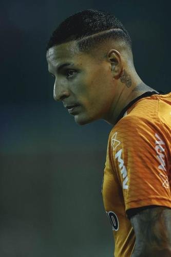 Tcnico Cuca comandou atividade do Atltico no CT da Conmebol no Paraguai 