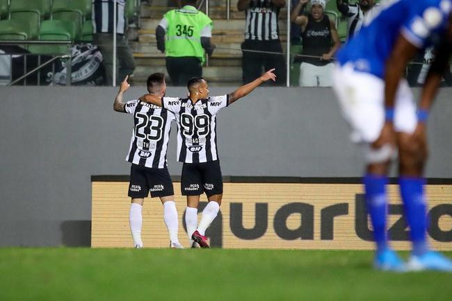 Papagaio - Ainda em 2019 ele deixou o Atltico e foi emprestado pelo Palmeiras ao Gois. Em 2021, jogou pela equipe paulista antes de ser emprestado ao Cuiab. No ano passado, foi emprestado ao Ituano e teve grande participao na Srie B. O bom desempenho despertou interesse do Baniyas, dos Emirados rabes, onde ele permanece. 