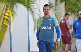 Imagens do treino do Cruzeiro com a presena do presidente Wagner Pires de S