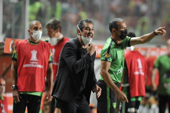 Fotos do empate por 0 a 0 entre Amrica e Barcelona de Guayaquil, no Independncia, em BH, pela terceira fase da Copa Libertadores