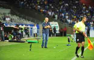 Imagens do jogo entre Cruzeiro e Tupi, no Mineiro