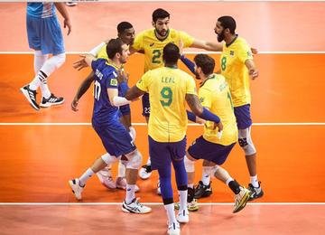 Destaques da Seleção Brasileira foram Leal, que marcou 19 pontos, e Wallace, que anotou 21