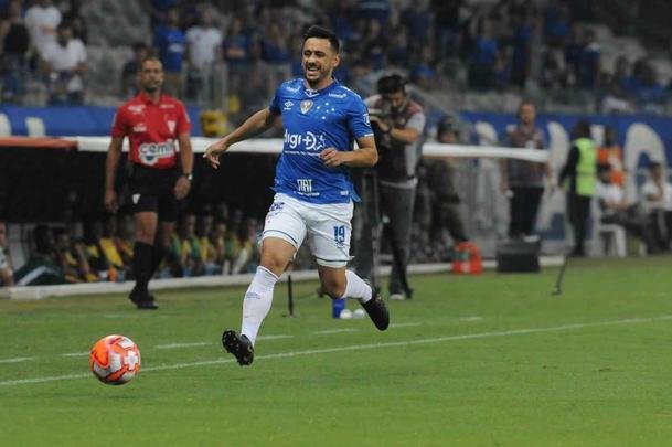Fotos do duelo entre Cruzeiro e Amrica, no Mineiro