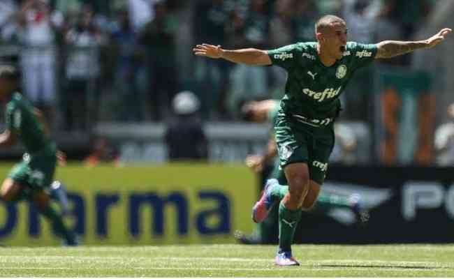 Com 15 minutos avassaladores, Palmeiras já tinha construído uma vantagem de três gols sobre o Santos, que sentiu o golpe