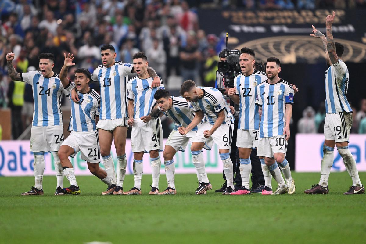 Argentina venceu a Frana por 4 a 2 nos pnaltis, depois de empate por 3 a 3, e finalmente soltou o grito de tricampe do mundo