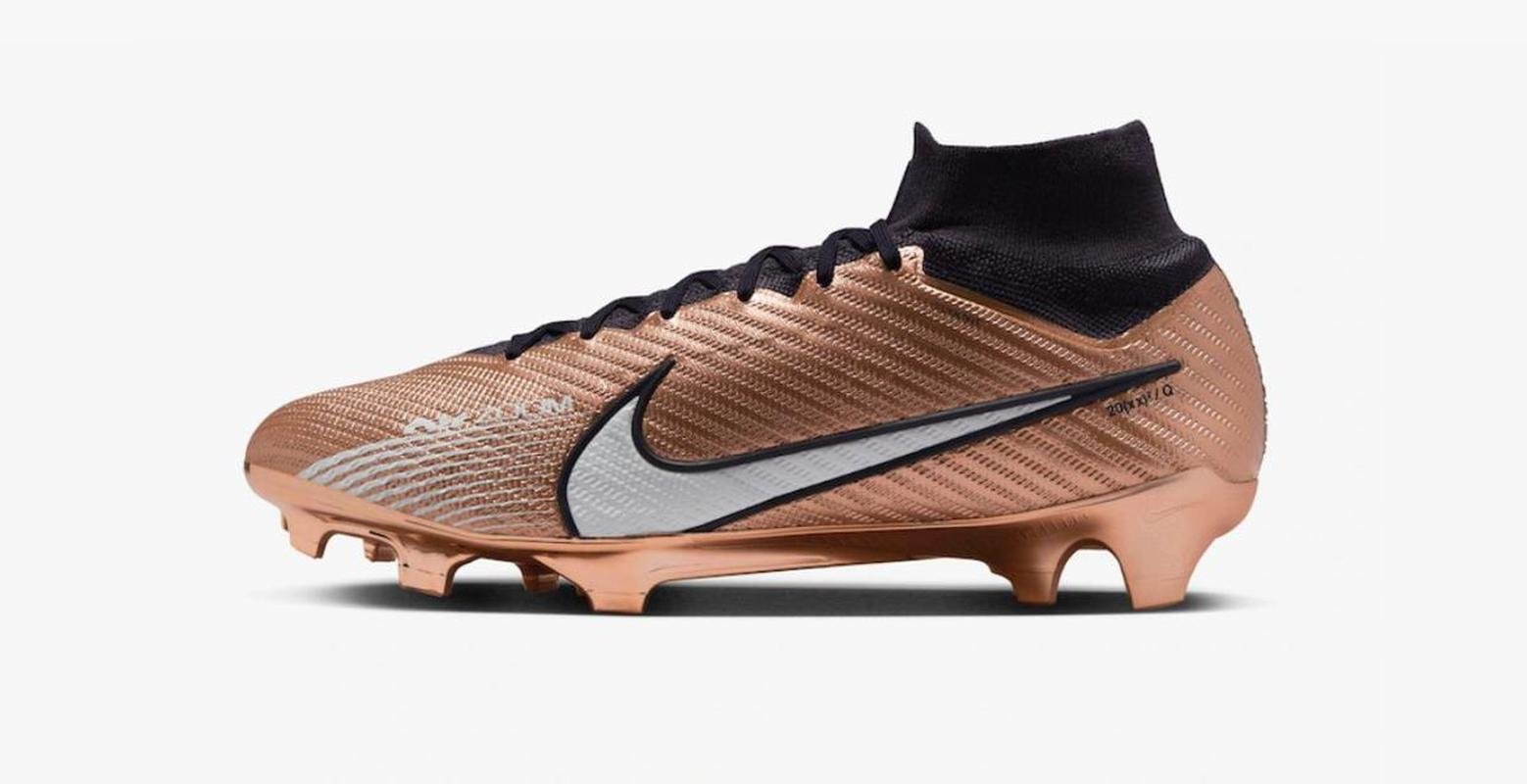 Everton Ribeiro - Nike Zoom Mercurial Superfly 9 - R$ 2.299,99