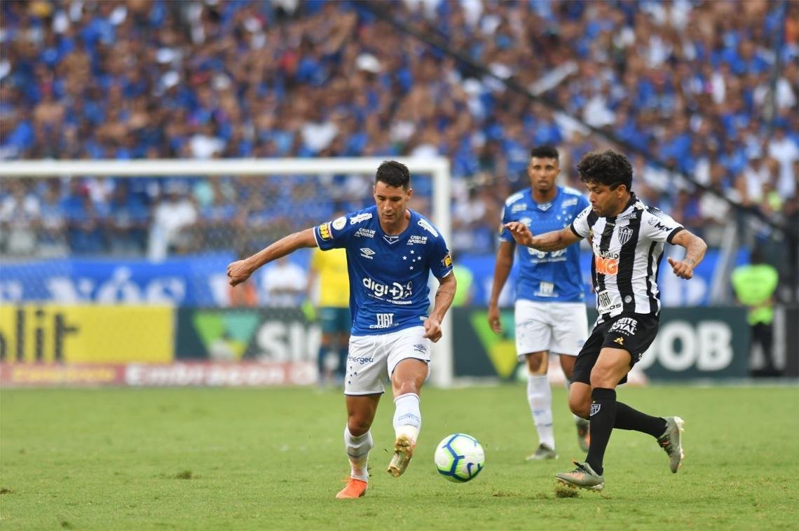 As melhores fotos do clssico entre Cruzeiro e Atltico, no Mineiro, pela 32 rodada do Campeonato Brasileiro