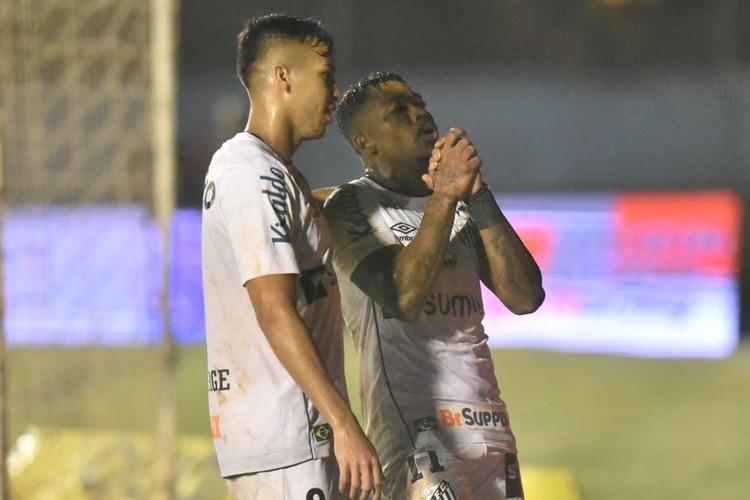 11 - Santos