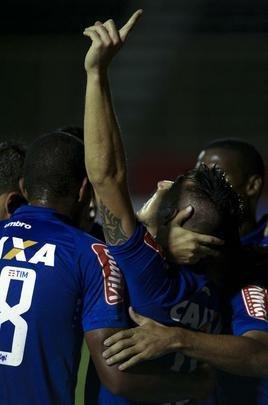Vitória e Cruzeiro se enfrentaram pela terceira fase da Copa do Brasil, no Barradão, em Salvador
