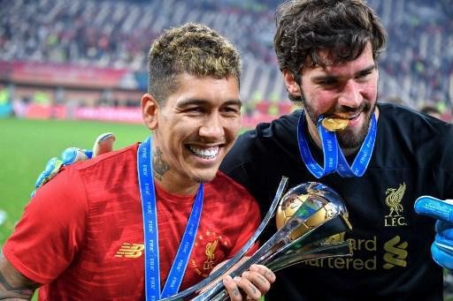 Premiao e festa do Liverpool, campeo mundial sobre o Flamengo