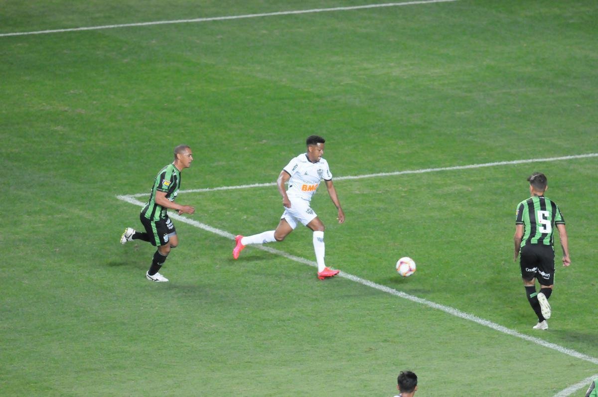 Fotos do clssico entre Amrica e Atltico, no Independncia, em duelo de volta da semifinal do Campeonato Mineiro