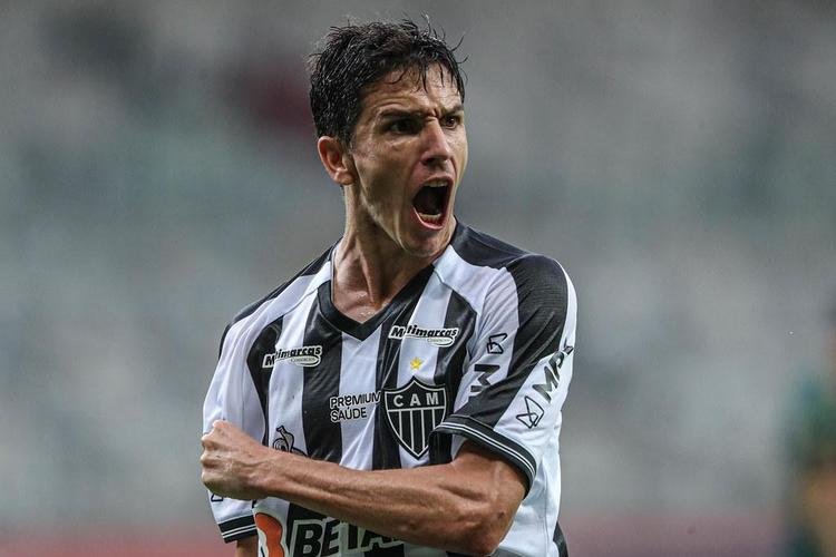 Campeonato Mineiro de 2021 - No clssico realizado no Mineiro, o destaque da partida foi o meia argentino Nacho Fernndez. Ele marcou os dois primeiros gols do alvinegro no triunfo por 3 a 1.