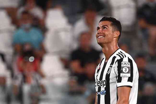 Cristiano ficou no banco na ltima partida da Juventus