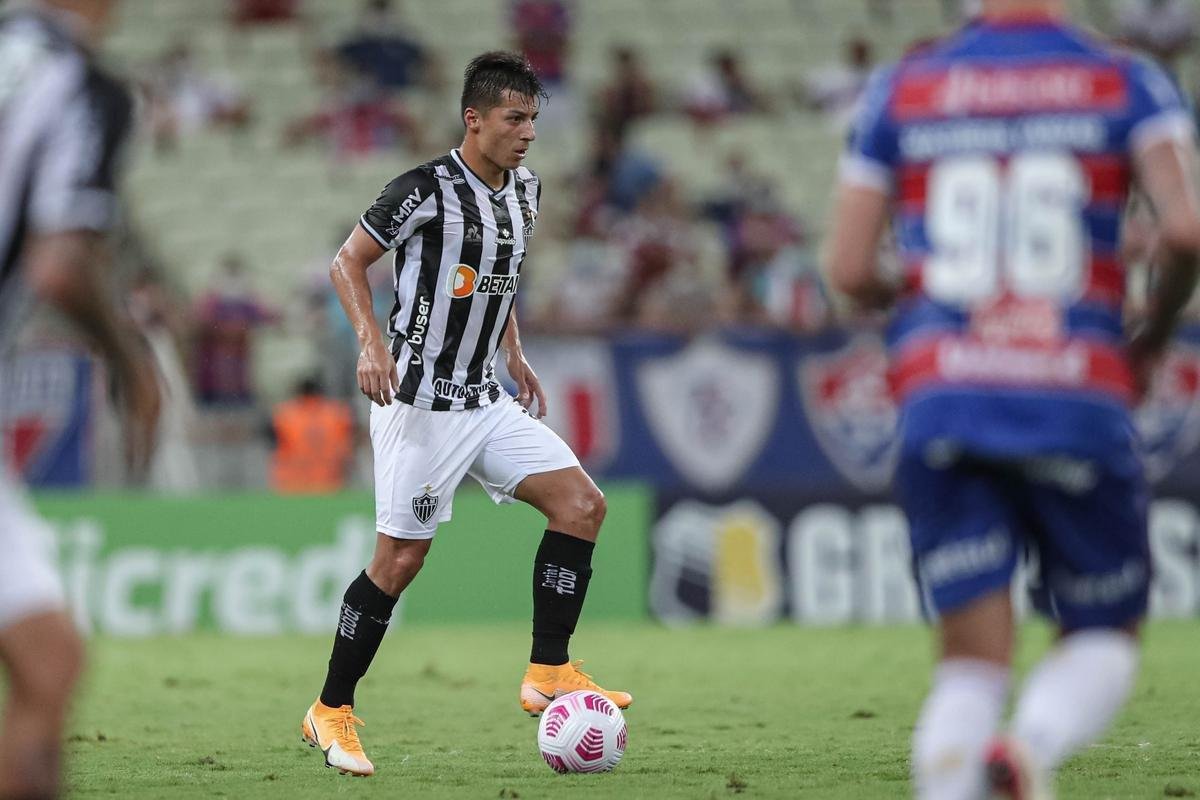 Alan Franco (meio-campista)