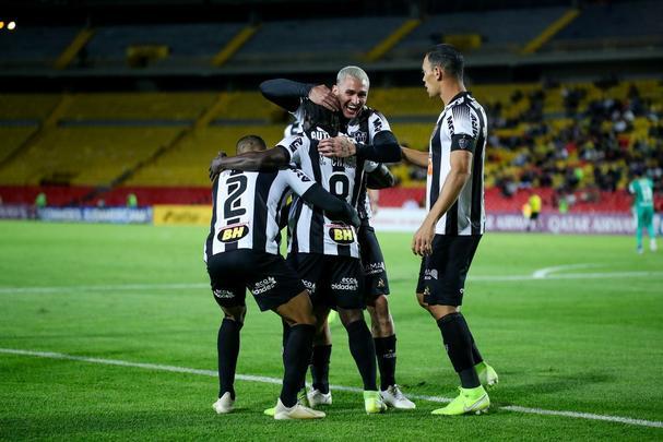 No segundo tempo, Chará marcou o segundo gol do Atlético sobre La Equidad