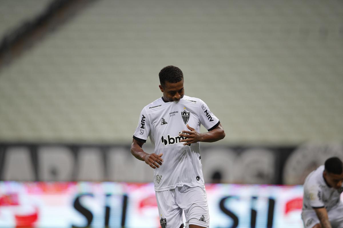 Fotos do jogo entre Ceará e Atlético, que terminou empatado por 2 a 2