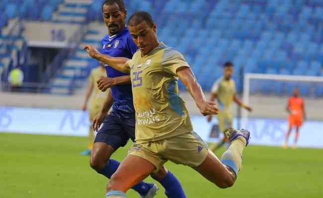 Ex-Atlético, Lucas Cândido é titular absoluto do Al Dahfra, dos Emirados Árabes