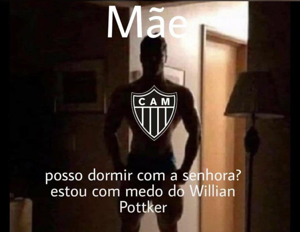 Cruzeiro leva a melhor no clssico do centenrio; memes invadem redes sociais