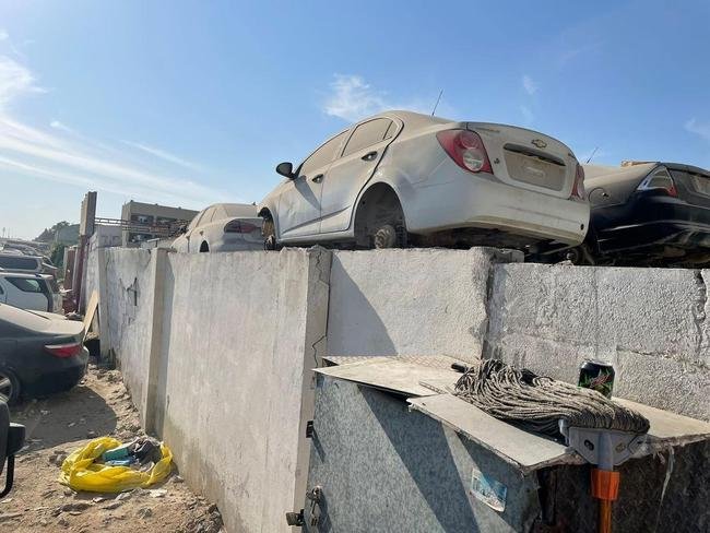 Cenas da rea Industrial, regio pobre de Doha habitada por imigrantes