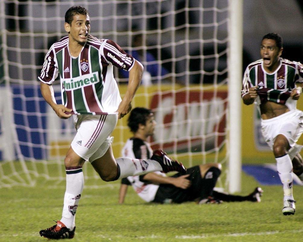 O Cear, que tambm estava na Srie B, foi at as semifinais da Copa do Brasil de 2005, sendo eliminado pelo Fluminense. Nas fases anteriores, superou 4 de Julho-PI (primeira fase), Paysandu (segunda fase), Flamengo (oitavas de final) e Atltico (quartas de final).