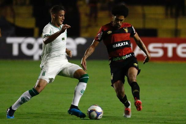Na Ilha do Retiro, o Sport recebeu o América-MG para tentar buscar sua terceira vitória consecutiva