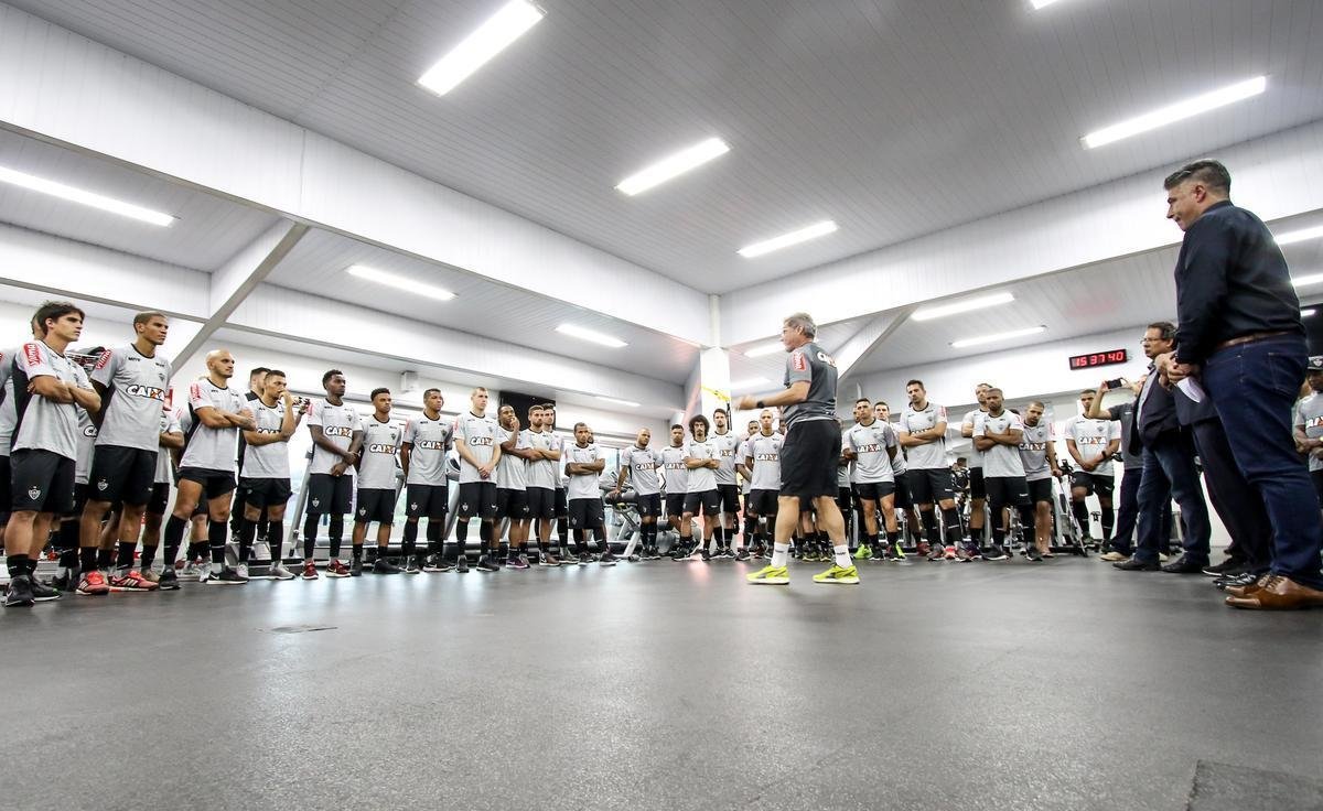 Veja fotos dos jogadores do Atltico no dia da reapresentao