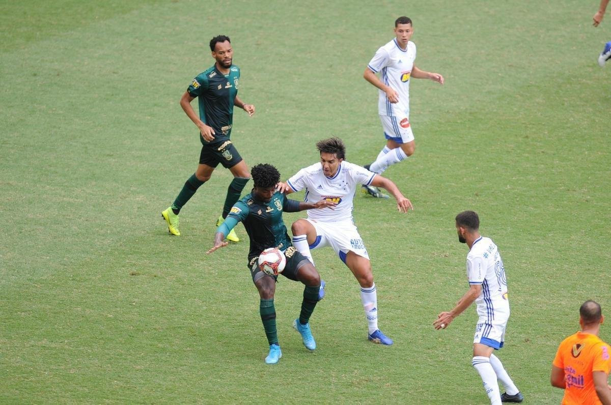 Amrica e Cruzeiro se enfrentaram pelo Campeonato Mineiro