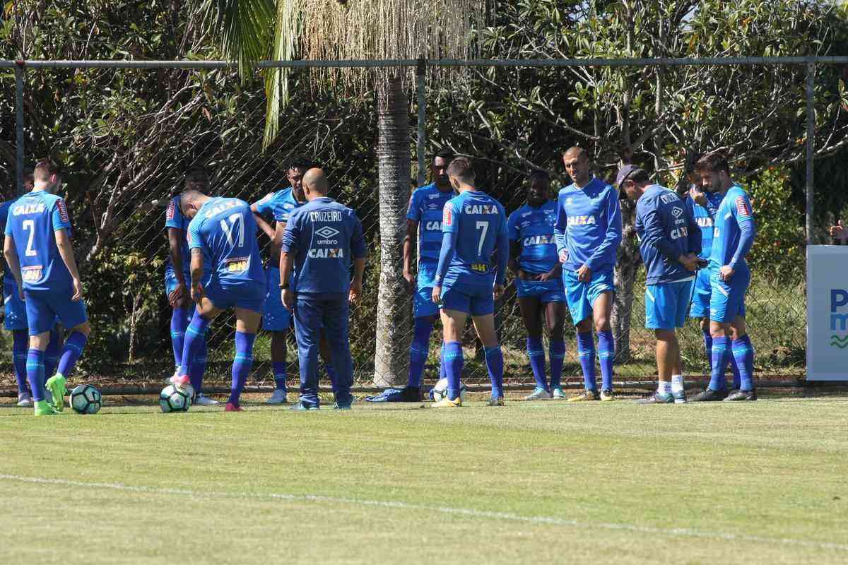 Imagens do treino do Cruzeiro nesta tera-feira (11 de julho) na Toca da Raposa II