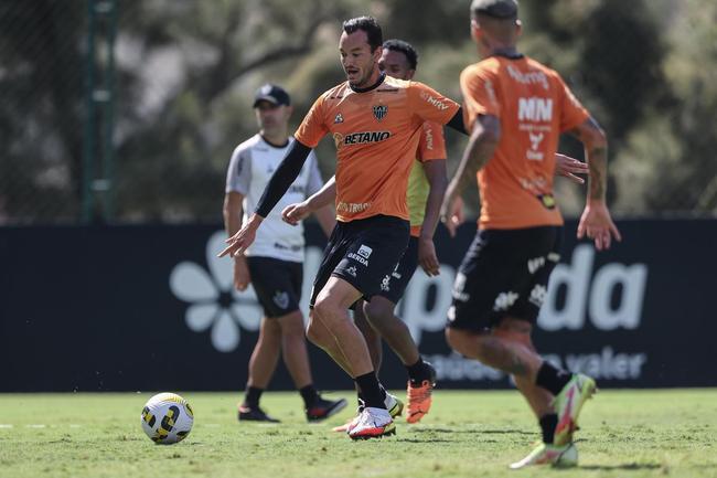 Fotos do treino do Atlético neste domingo