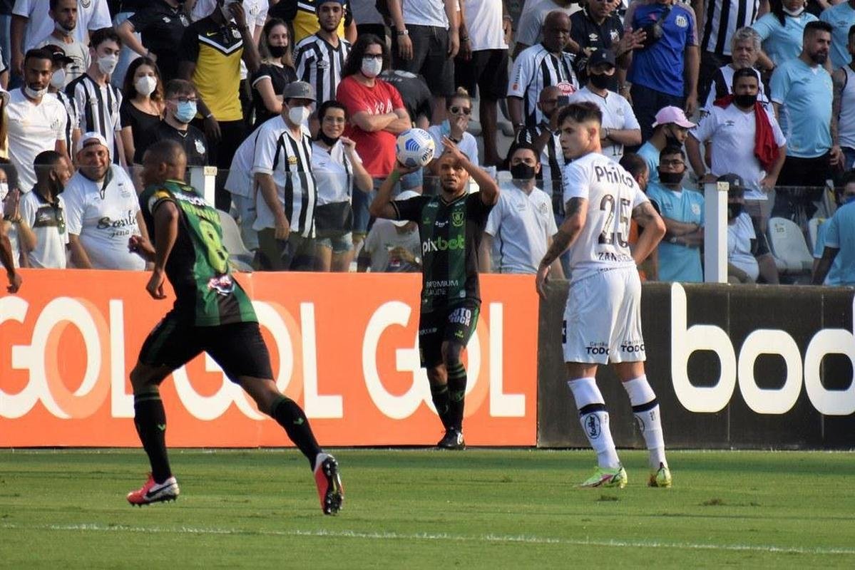 Santos e Amrica se enfrentaram na Vila Belmiro