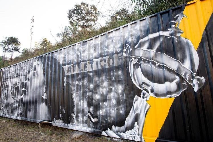 Grafites da Arena MRV ganham cores