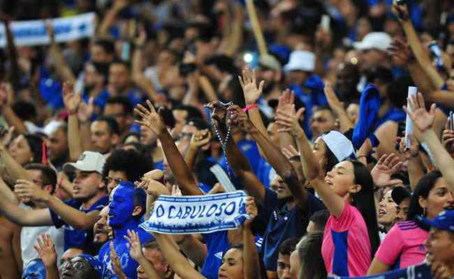 A torcida do Cruzeiro comemorou bastante o ttulo da Srie B na ltima quarta-feira (5/10)