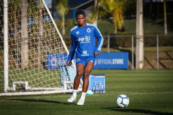 Equipe se prepara para o clássico contra o Atlético, na quinta-feira, às 20h, pela ida da Copa do Brasil