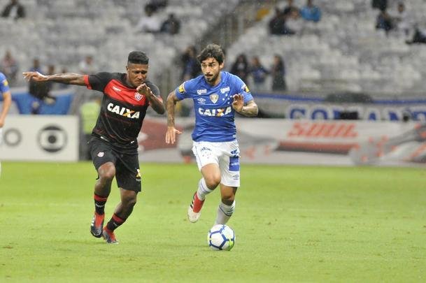 Fotos de Cruzeiro x Vitria, no Mineiro, pela 36 rodada do Campeonato Brasileiro (Juarez Rodrigues/EM D.A Press)