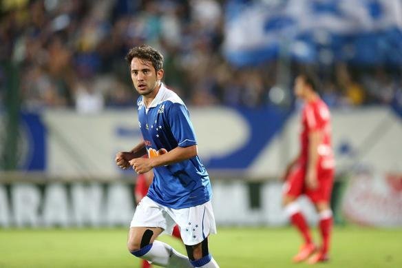 Imagens do jogo entre Cruzeiro e Internacional, na Arena do Jacar, pelo Brasileiro