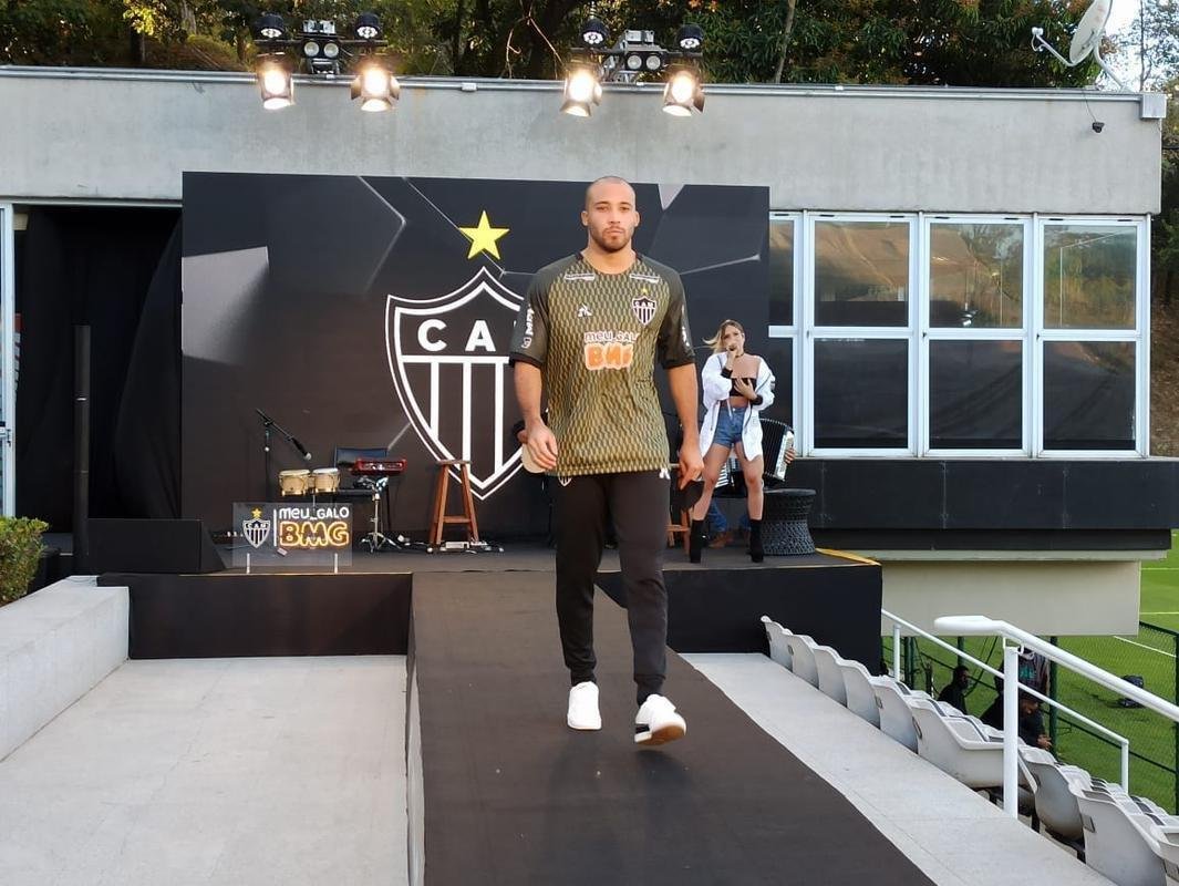 Novo uniforme de goleiro do Atltico