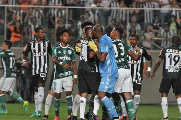 Imagens da partida entre Atltico e Palmeiras, no Independncia, pela 35 rodada do Brasileiro
