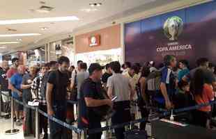 Movimentao na troca de ingressos para Copa Amrica em Belo Horizonte
