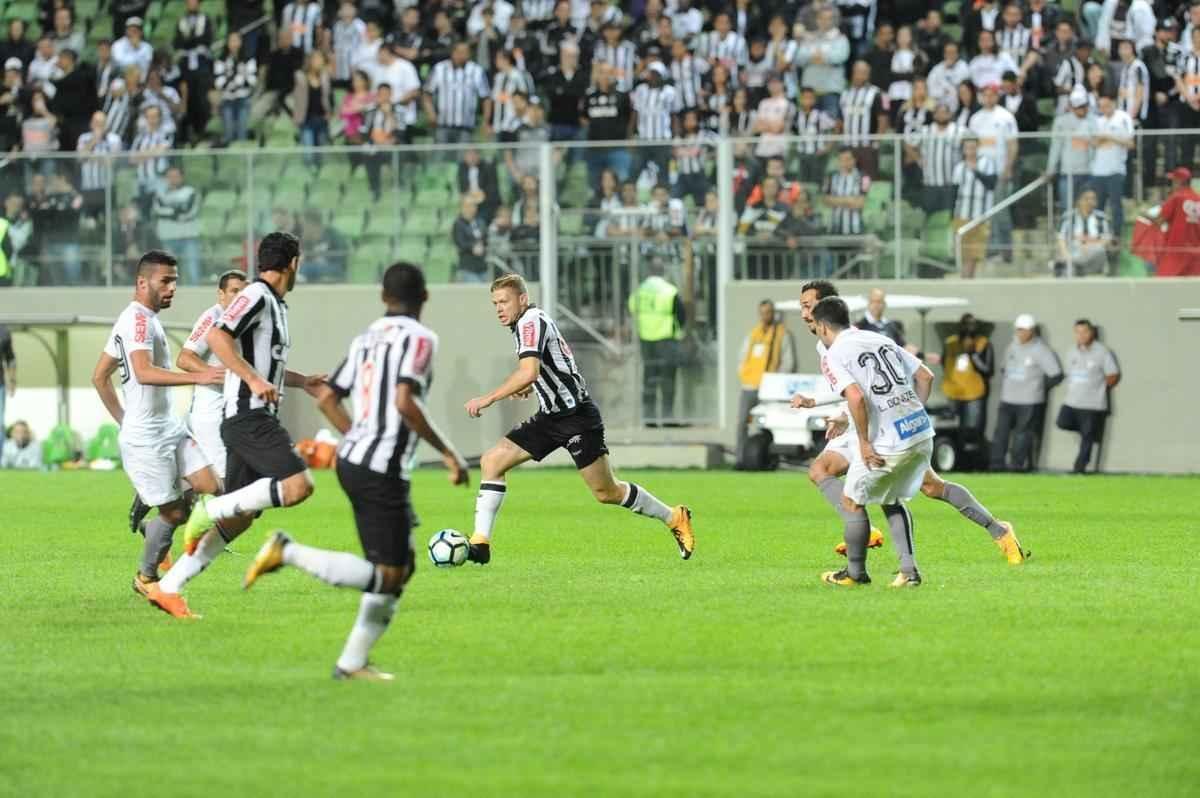 Atltico e Santos se enfrentaram, no Independncia, pela 13 rodada do Campeonato Brasileiro