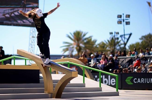 Pmela Rosa faz dobradinha com Rayssa Leal e conquista bi mundial de skate street