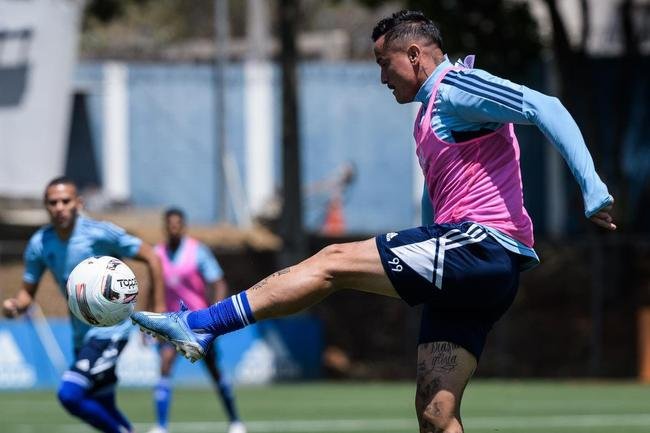 Cruzeiro se prepara para duelo contra o Vasco